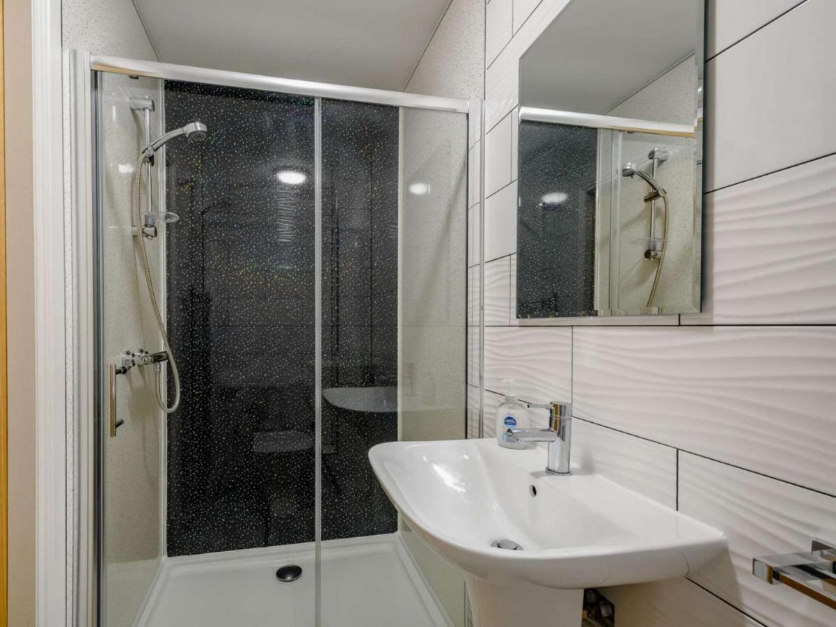 Westertonhill Holiday Lodges Balloch Bagian luar foto